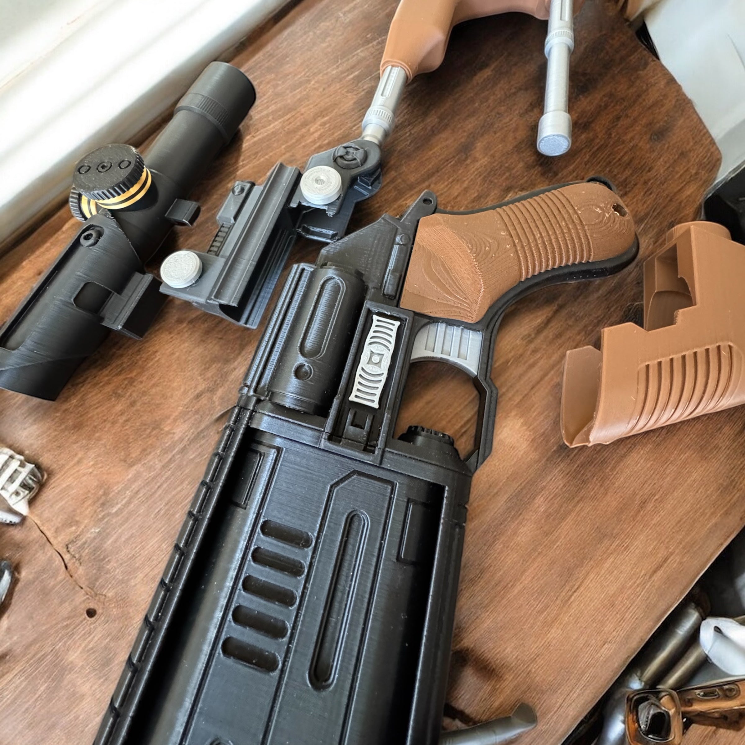 MW-20 Bryar Rifle Configuration | Fully Assembled | No Paint Required | 3D Printed | Rebel Alliance | Cassian Andor Blaster | Movie Prop | Non-Functional