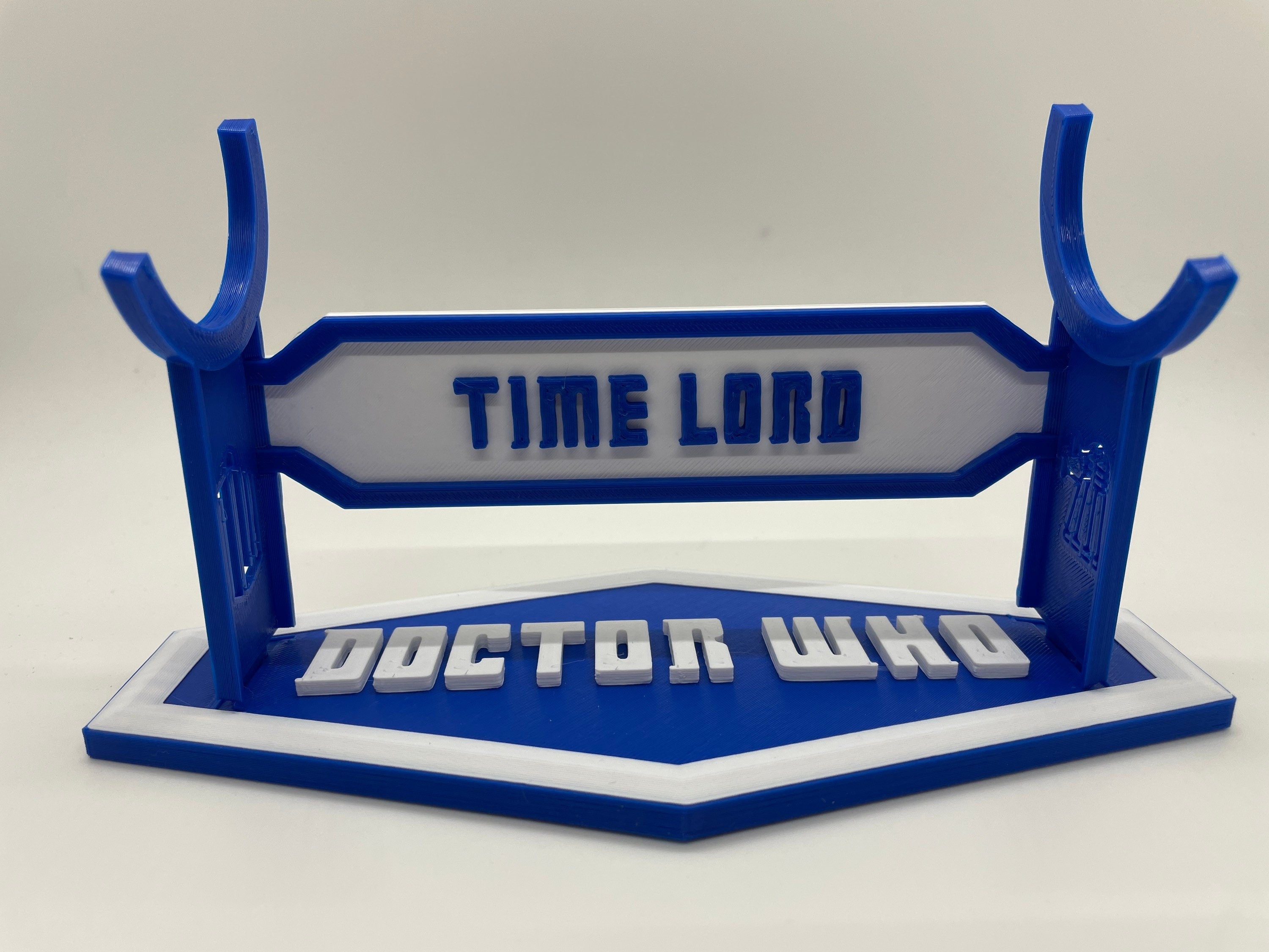 Sonic Screwdriver | Holder Display | 3D Printed | David Tennet | Matt Smith | Ncuti Gatwa | Jodie Whittaker | Peter Capaldi | Prop Display