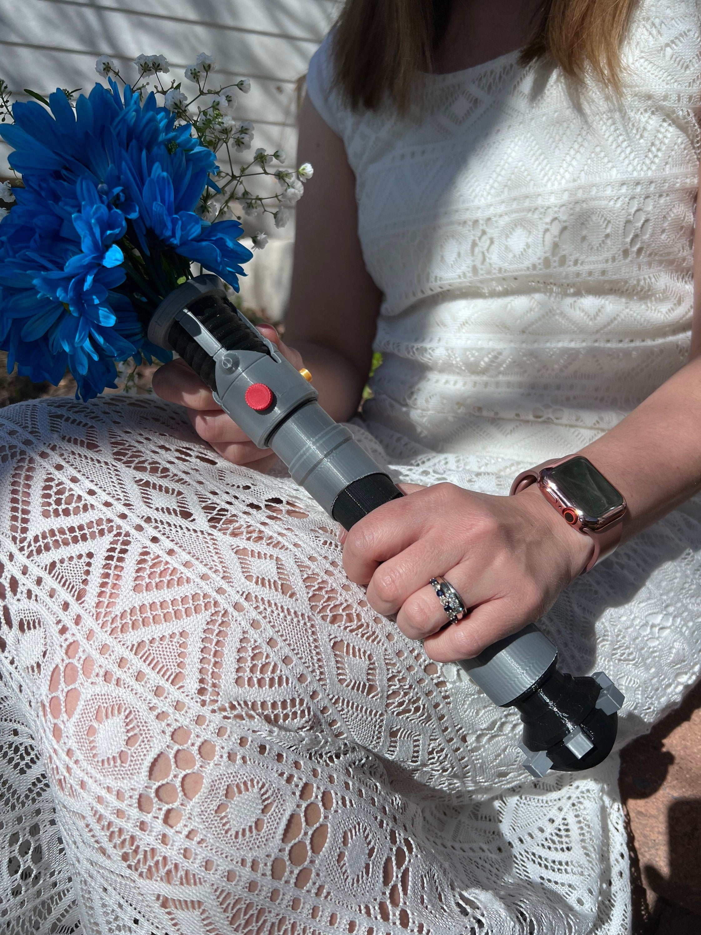 Lightsaber Bouquet Holder | Obi-Wan Kenobi | No Paint Required | 3D Printed