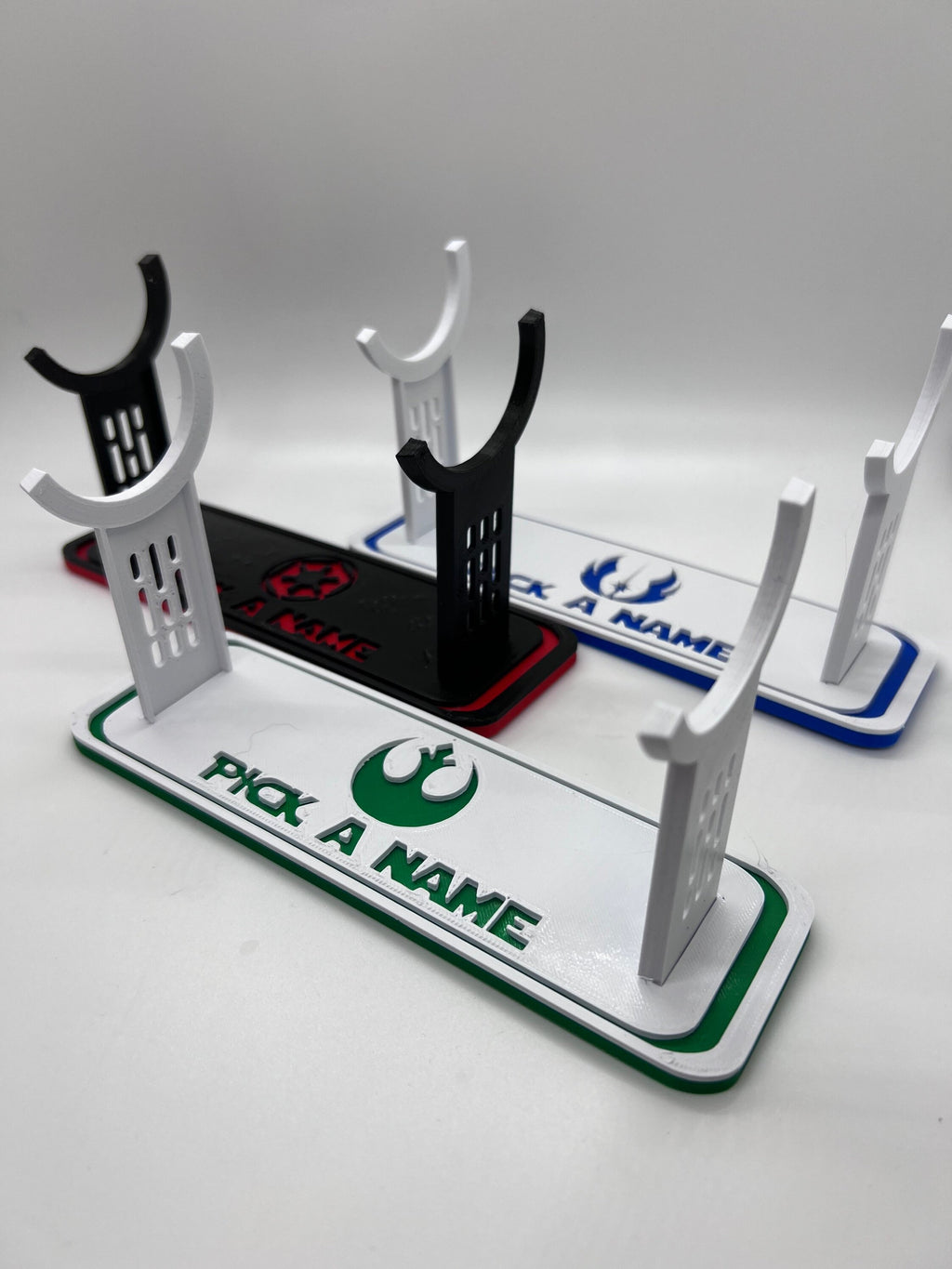 Lightsaber Holder Desk Shelf Display | 3D Printed | Galaxy's Edge | Savi's Workshop | Custom | Fancave | Mancave | Legacy Lightsaber |Kyber