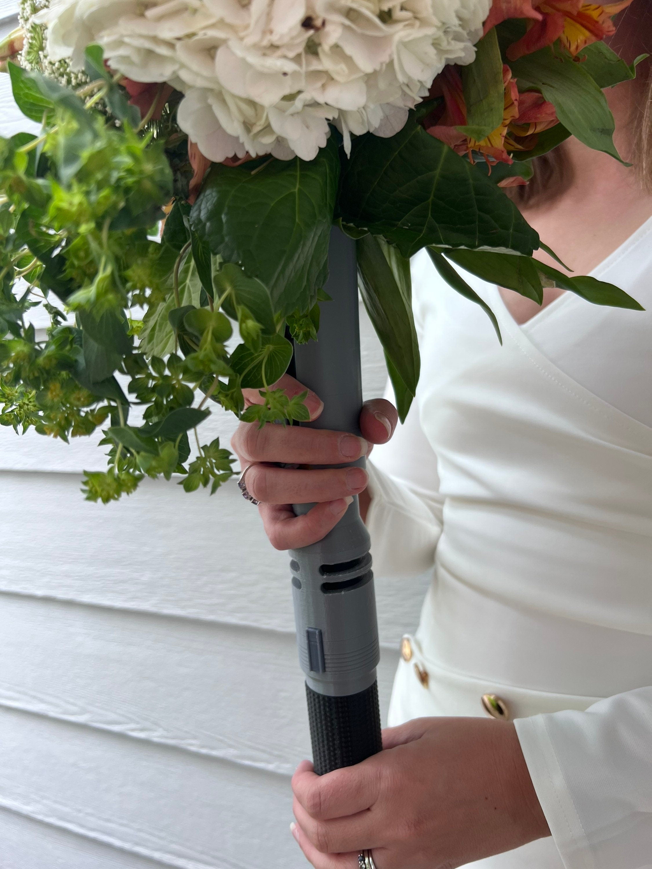 Lightsaber Bouquet Holder | Cal Kestis | No Paint Required | 3D Printed