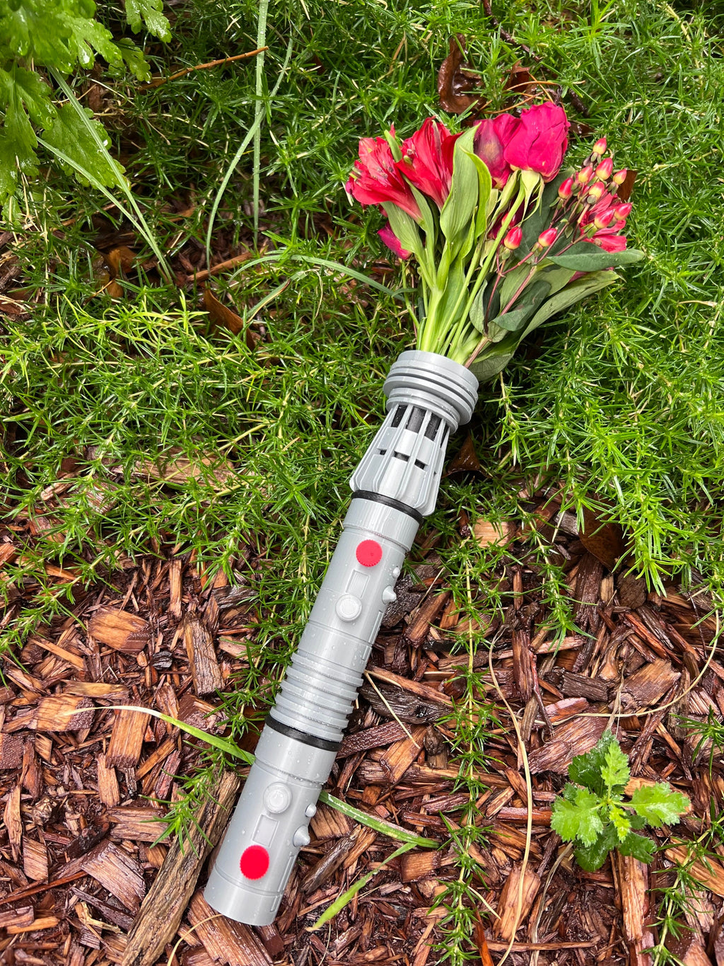 Lightsaber Bouquet Holder | Darth Maul | No Paint Required | 3D Printed