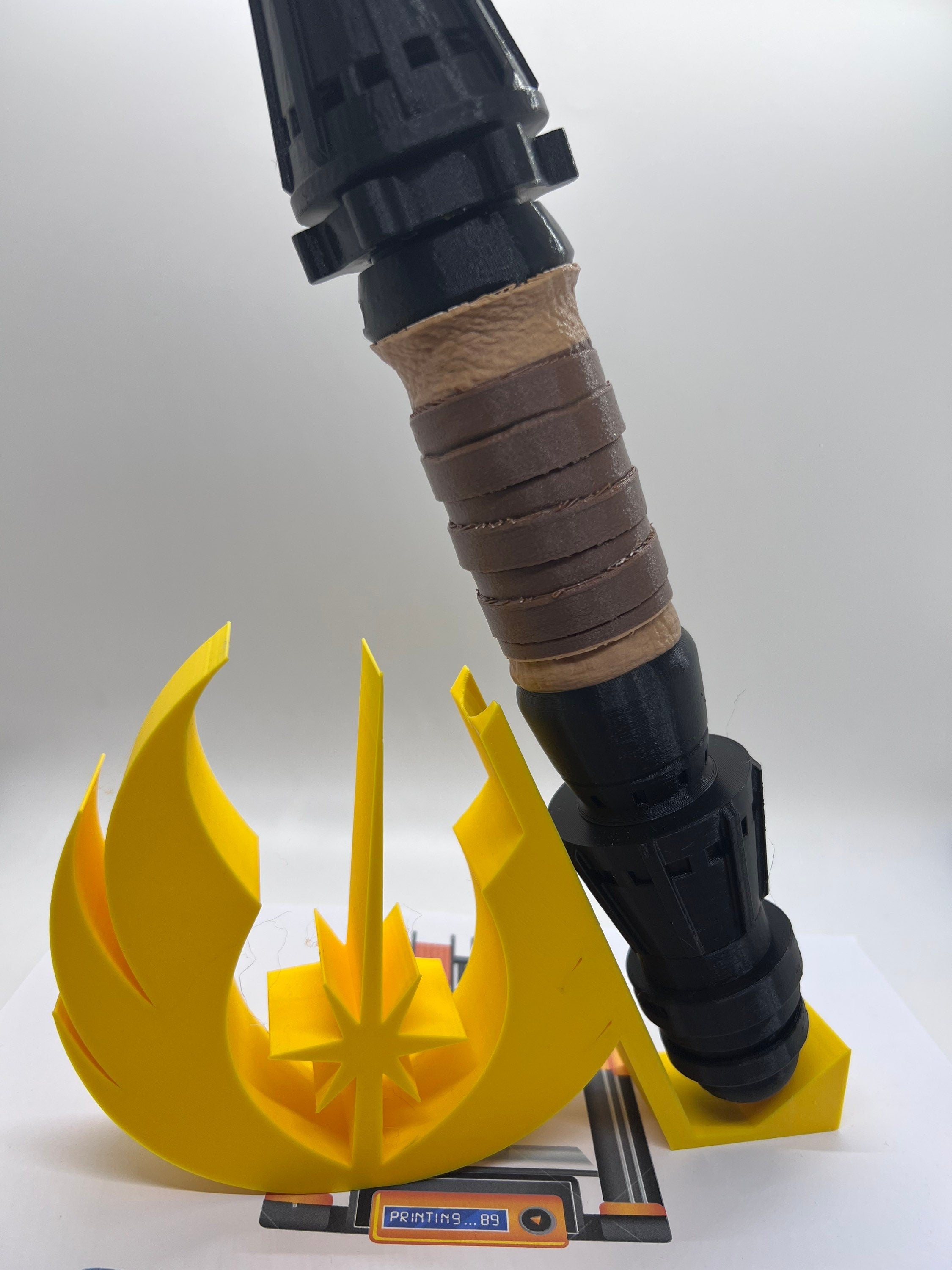 Lightsaber Bouquet Holder | Rey Skywalker | No Paint Required | 3D Printed