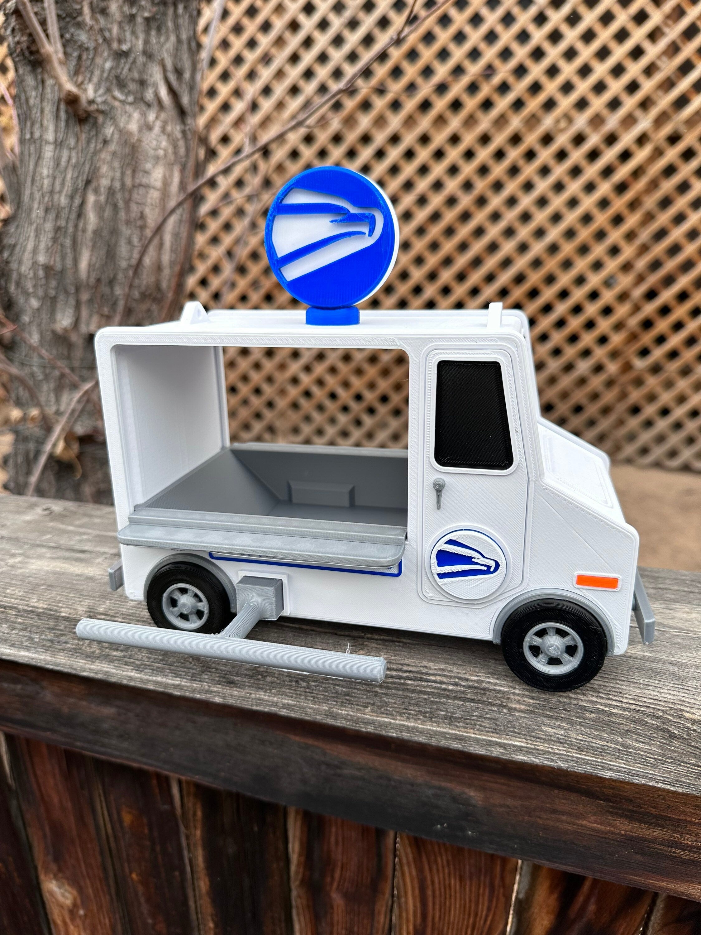Bird Feeder | Mail Truck | 3D Printed