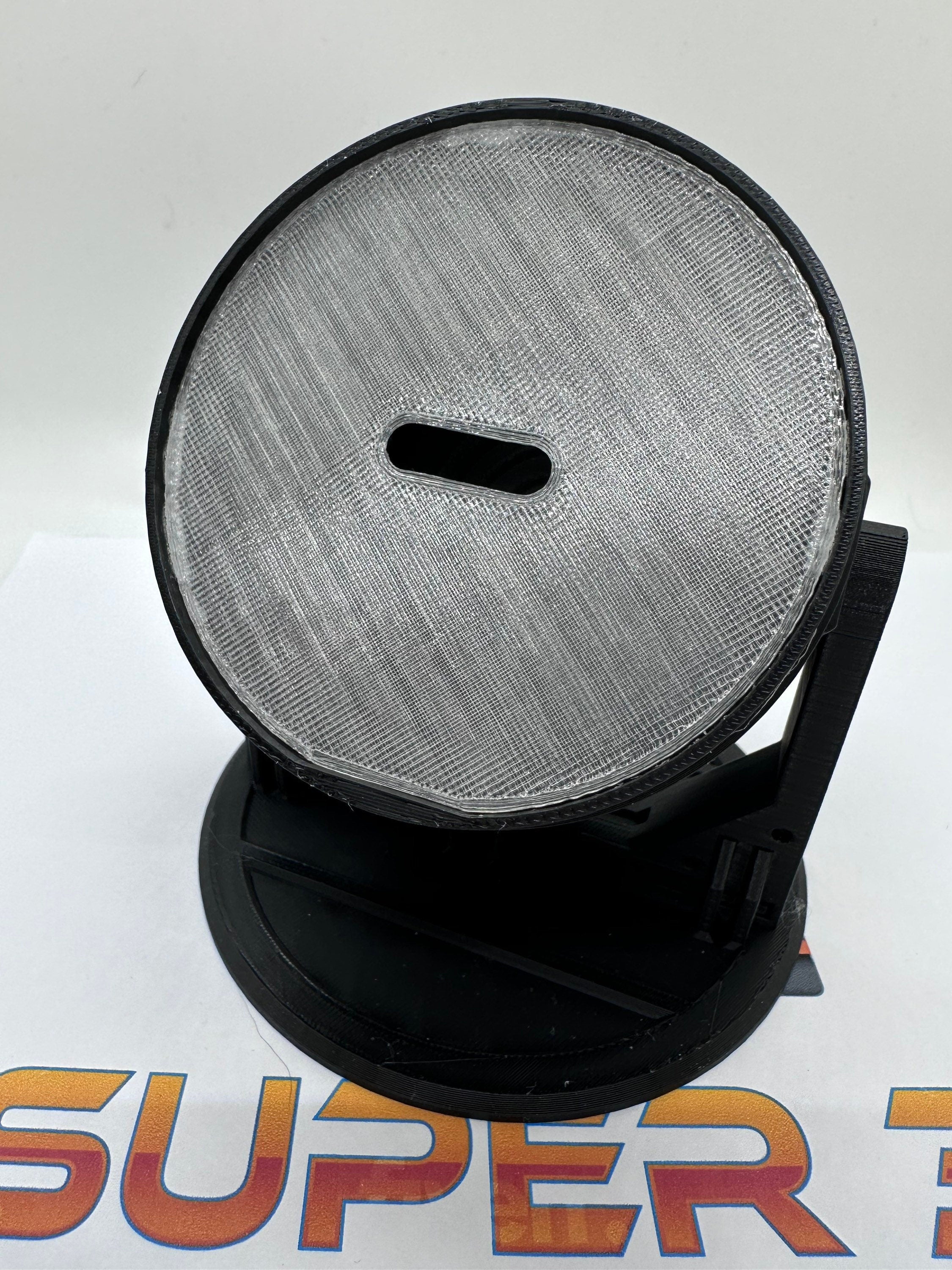 3D Printed Bat Signal: Customizable Desktop Decor