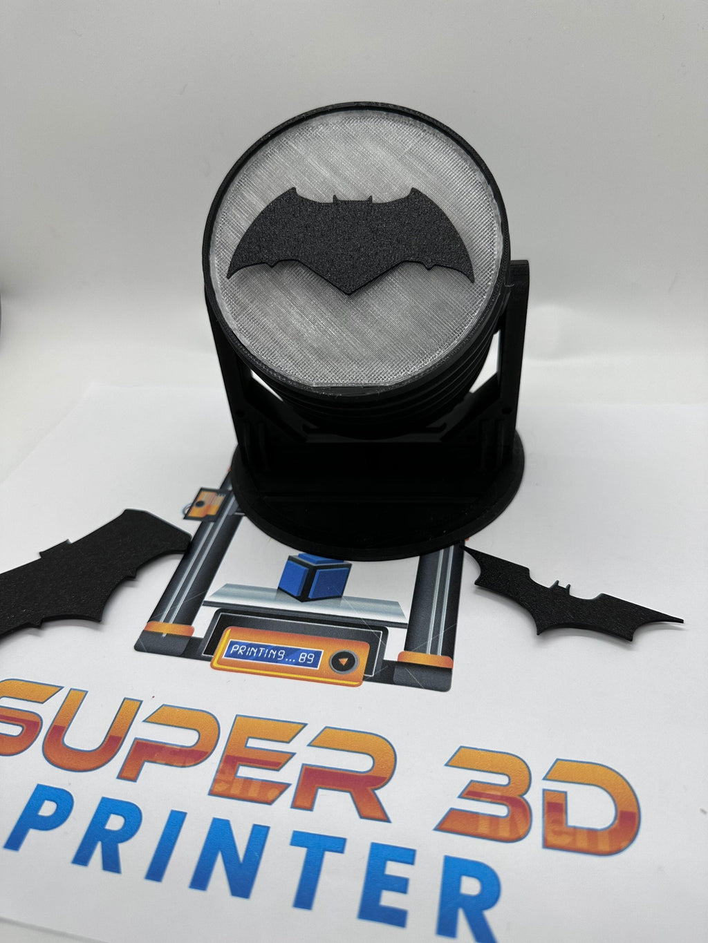 3D Printed Bat Signal: Customizable Desktop Decor