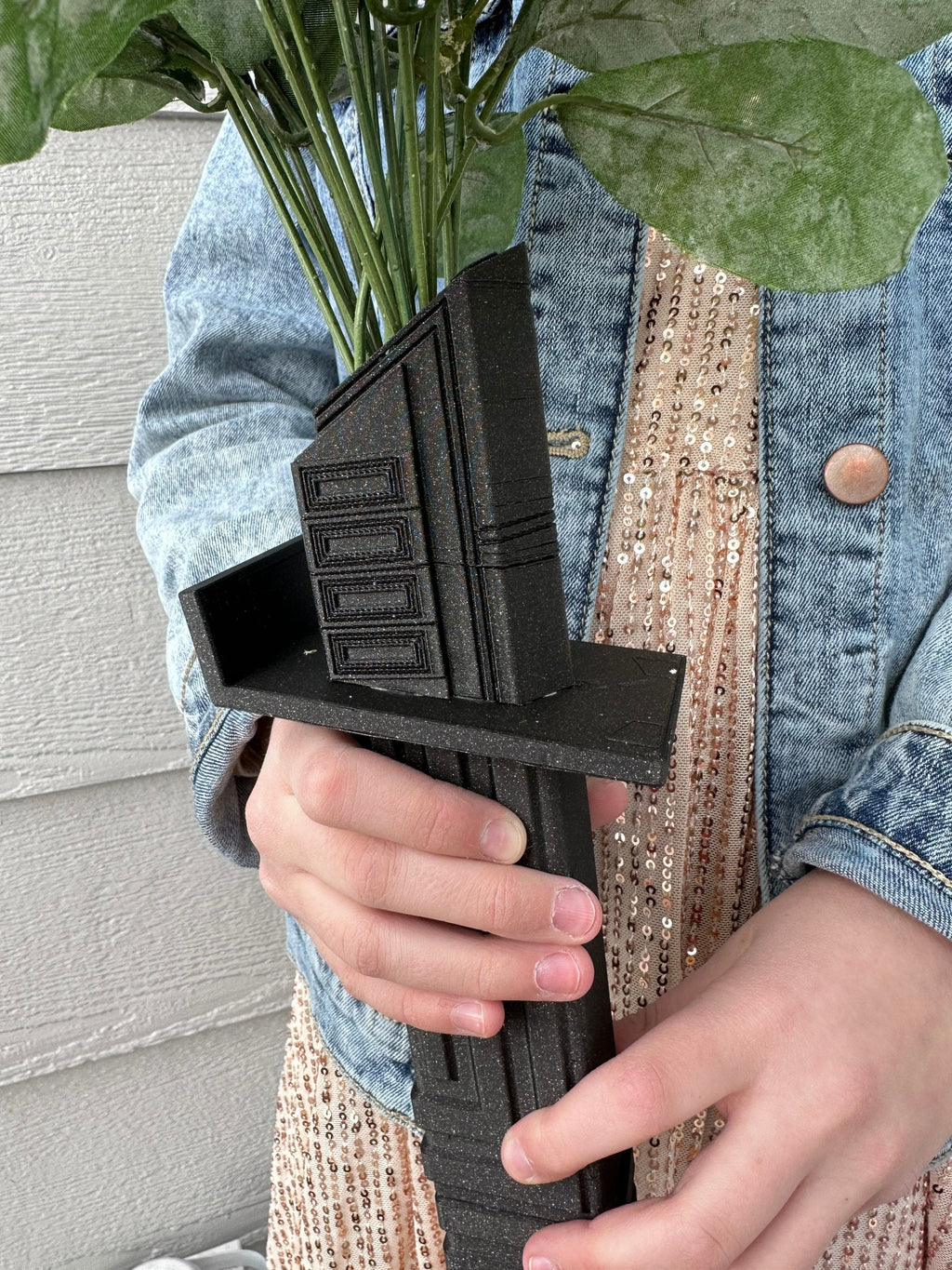 Darksaber | Lightsaber Bouquet Holder | No Paint Required | 3D Printed | Wedding Bouquet | Themed Wedding | Pop Culture Wedding