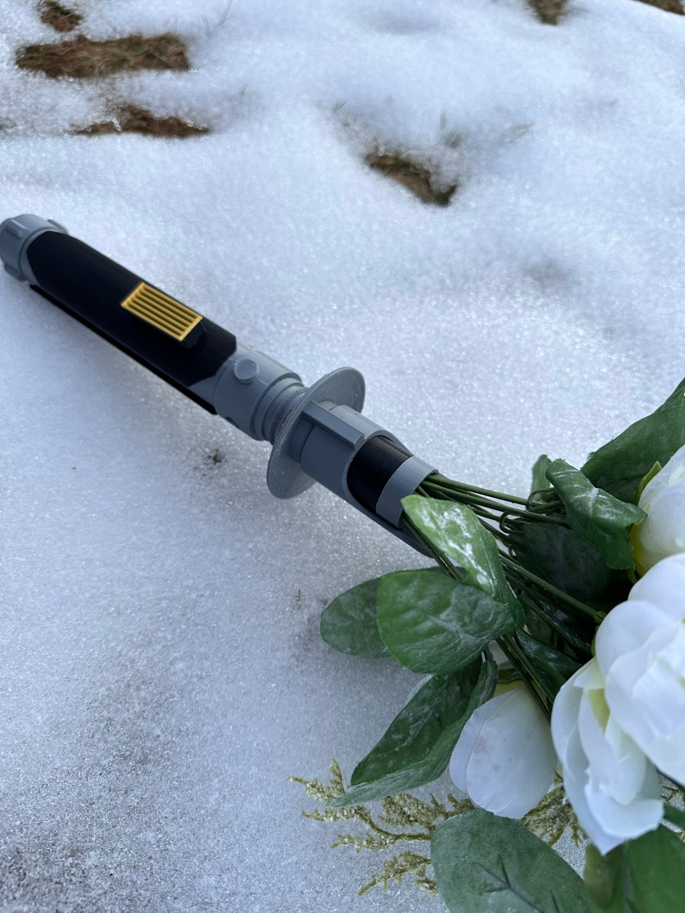 Kanan Jarrus | Lightsaber Bouquet Holder | No Paint Required | 3D Printed | Wedding Bouquet | Themed Wedding | Pop Culture Wedding