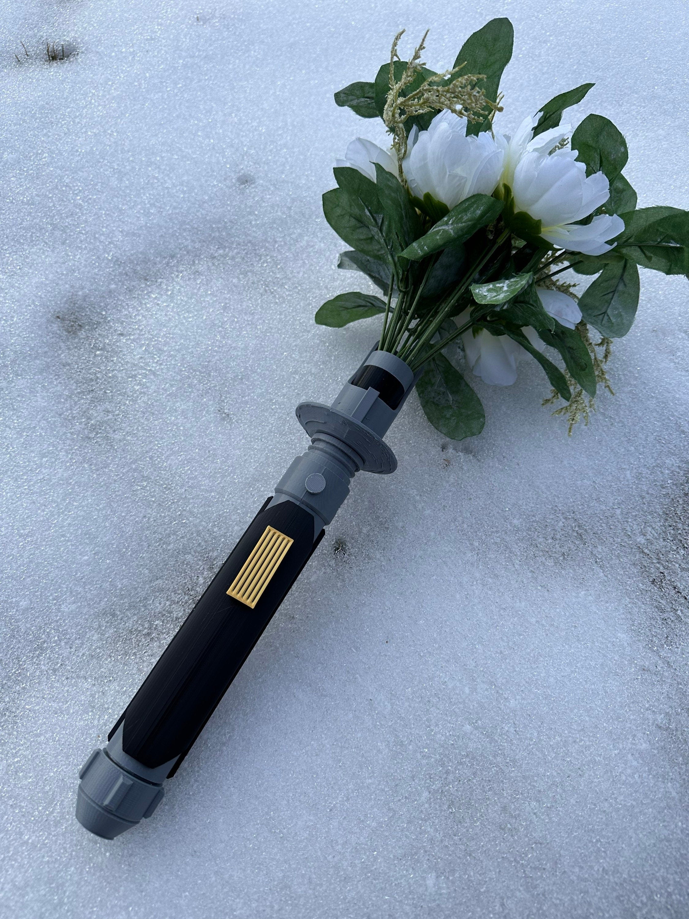 Kanan Jarrus | Lightsaber Bouquet Holder | No Paint Required | 3D Printed | Wedding Bouquet | Themed Wedding | Pop Culture Wedding