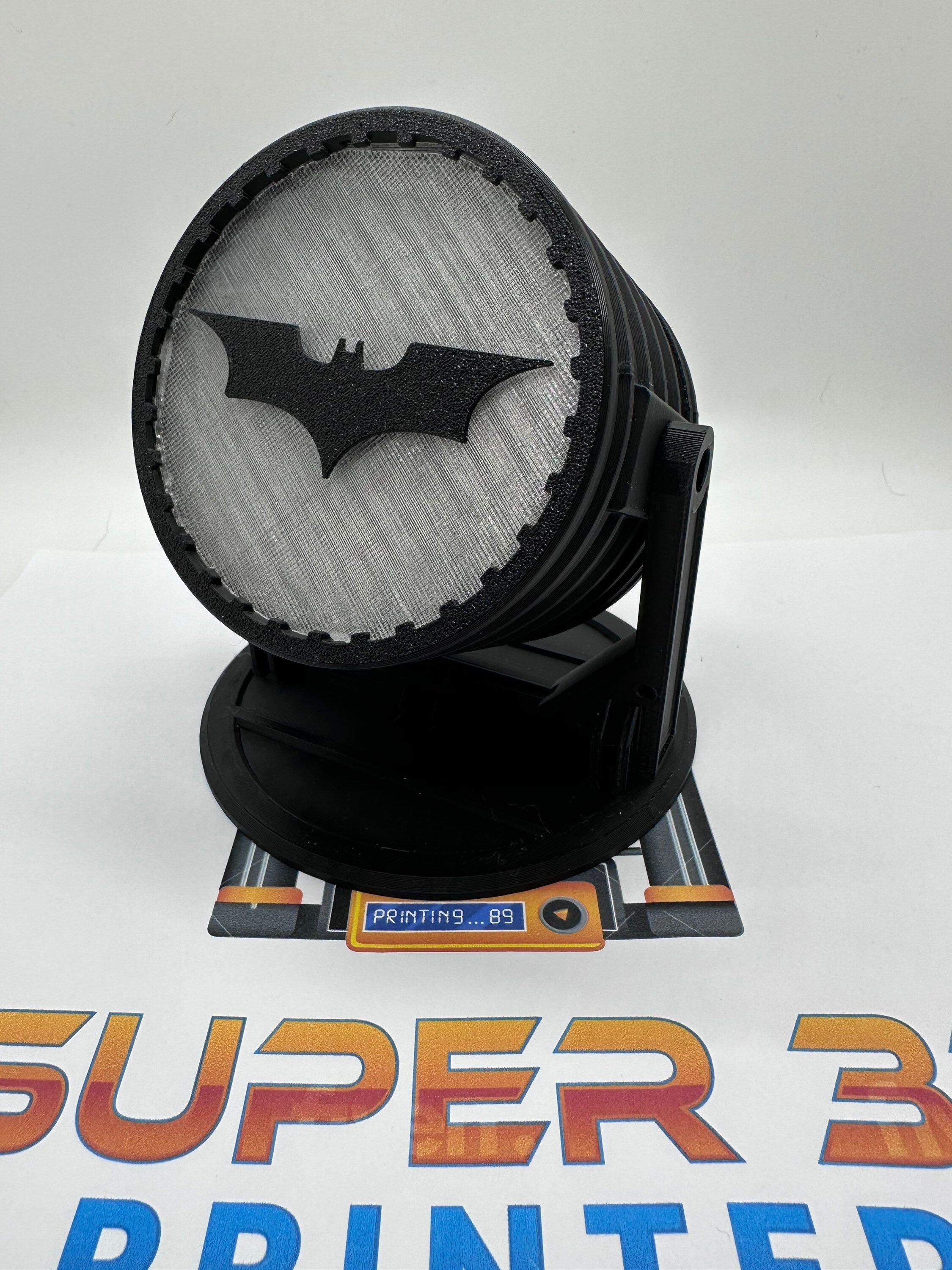 3D Printed Bat Signal: Customizable Desktop Decor