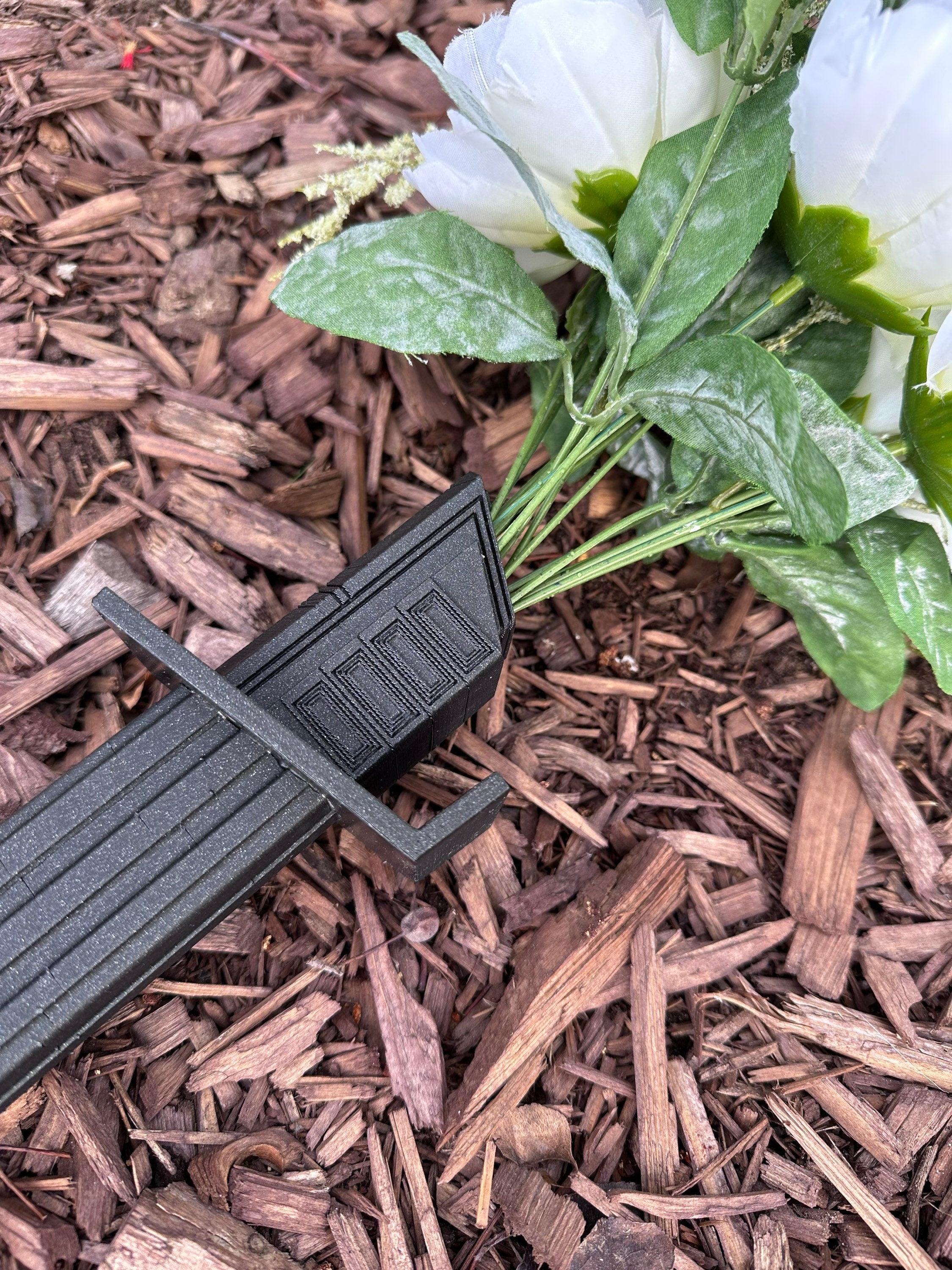 Darksaber | Lightsaber Bouquet Holder | No Paint Required | 3D Printed | Wedding Bouquet | Themed Wedding | Pop Culture Wedding