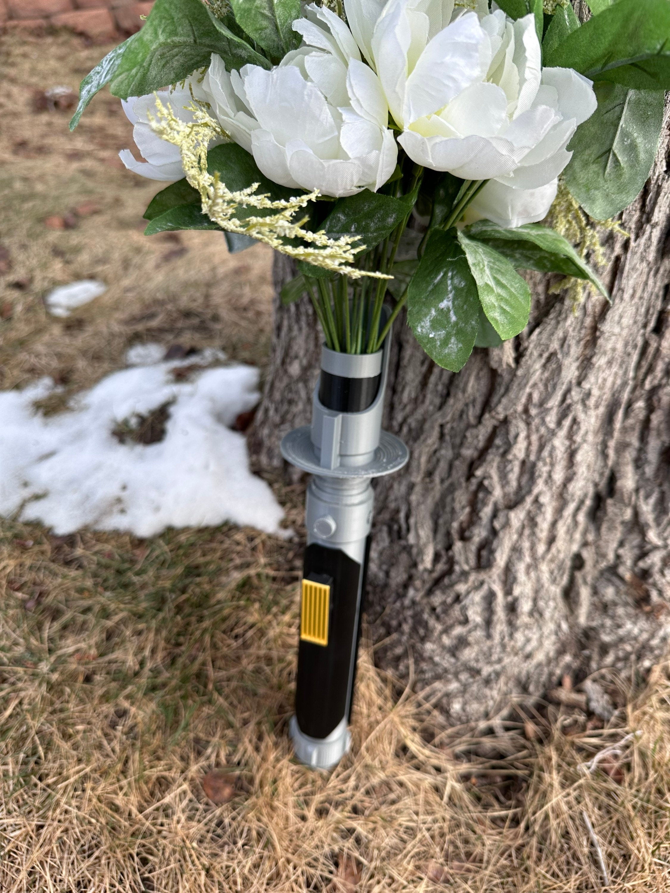 Kanan Jarrus | Lightsaber Bouquet Holder | No Paint Required | 3D Printed | Wedding Bouquet | Themed Wedding | Pop Culture Wedding