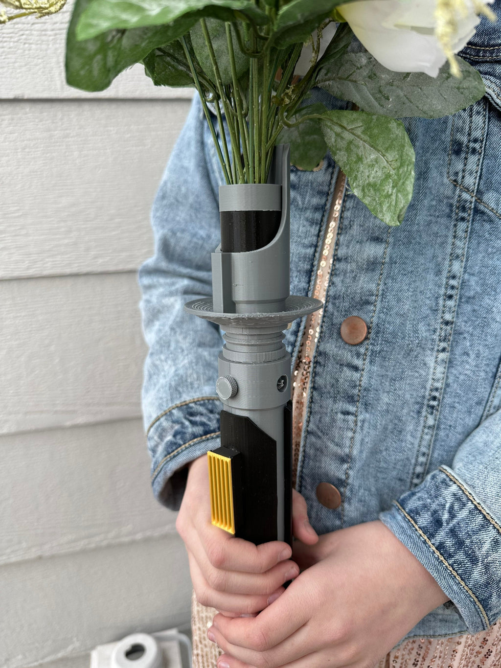 Kanan Jarrus | Lightsaber Bouquet Holder | No Paint Required | 3D Printed | Wedding Bouquet | Themed Wedding | Pop Culture Wedding