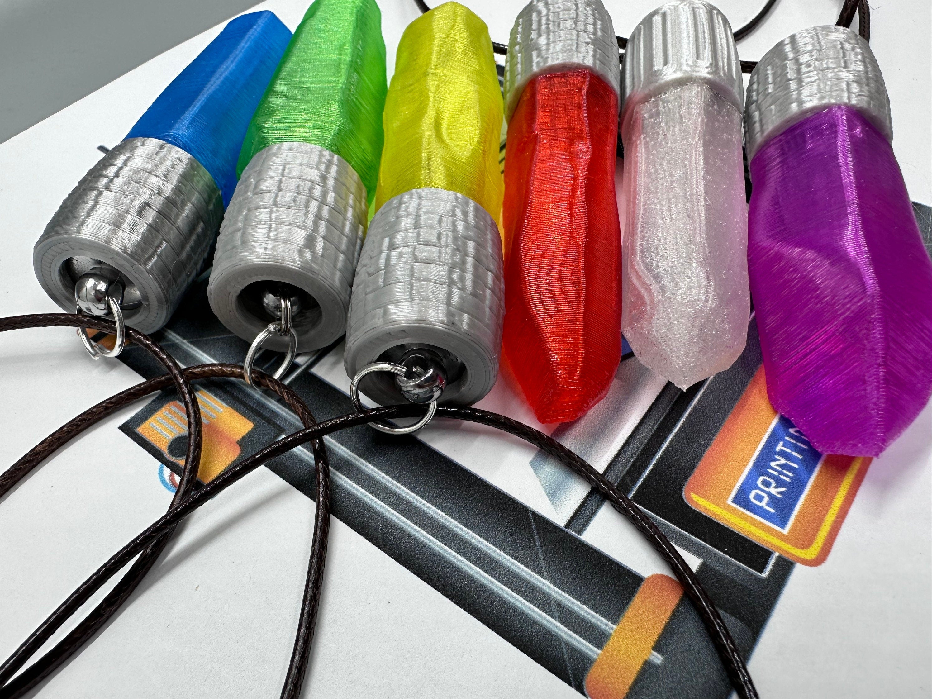 Kyber Crystal Necklace | Lights Up | Multi-Color | 3D Printed | Galaxy's Edge | Clone Wars