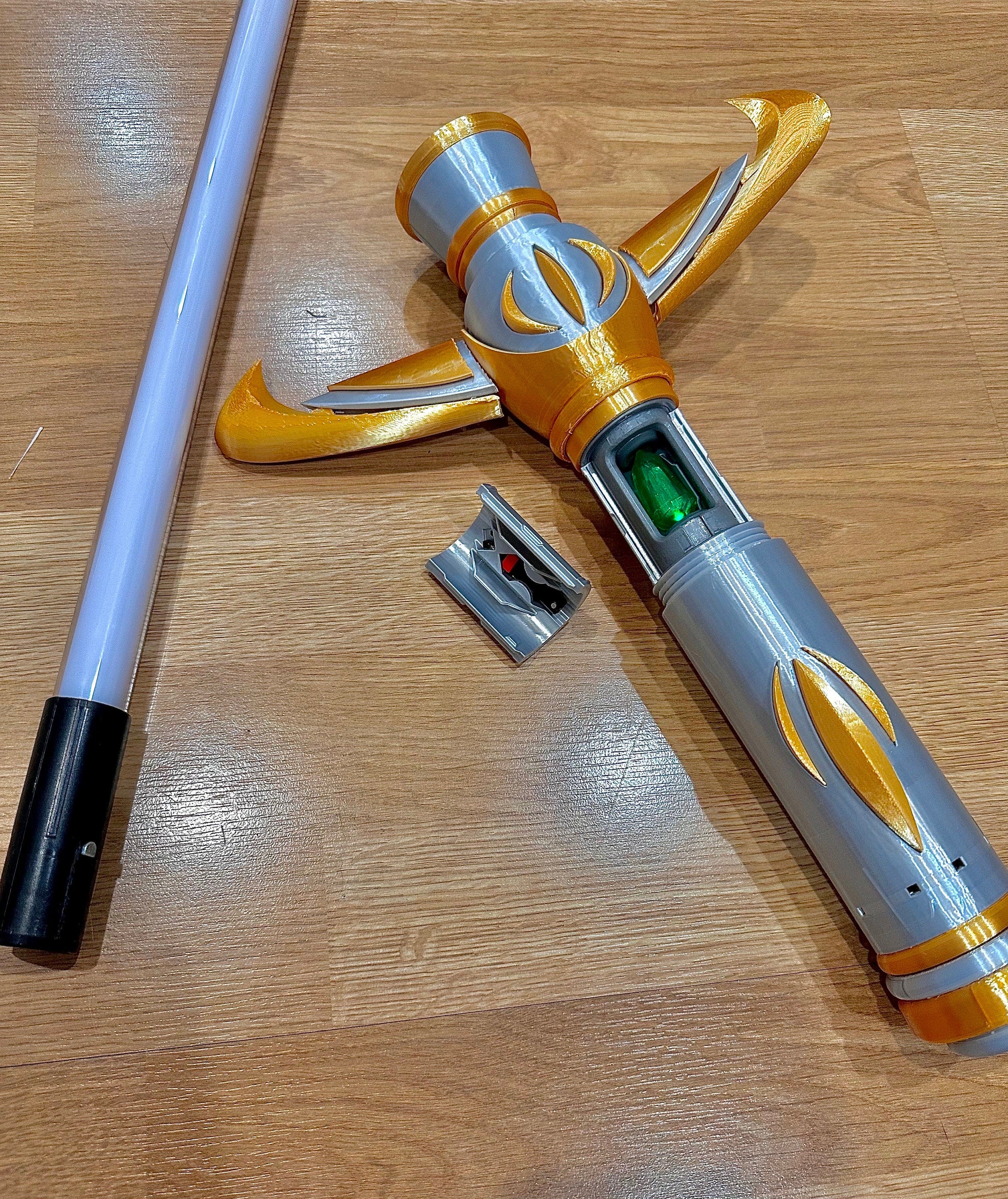 Savi Scrap | Avar Kriss' Lightsaber from the High Republic | No Paint Required | 3D Printed