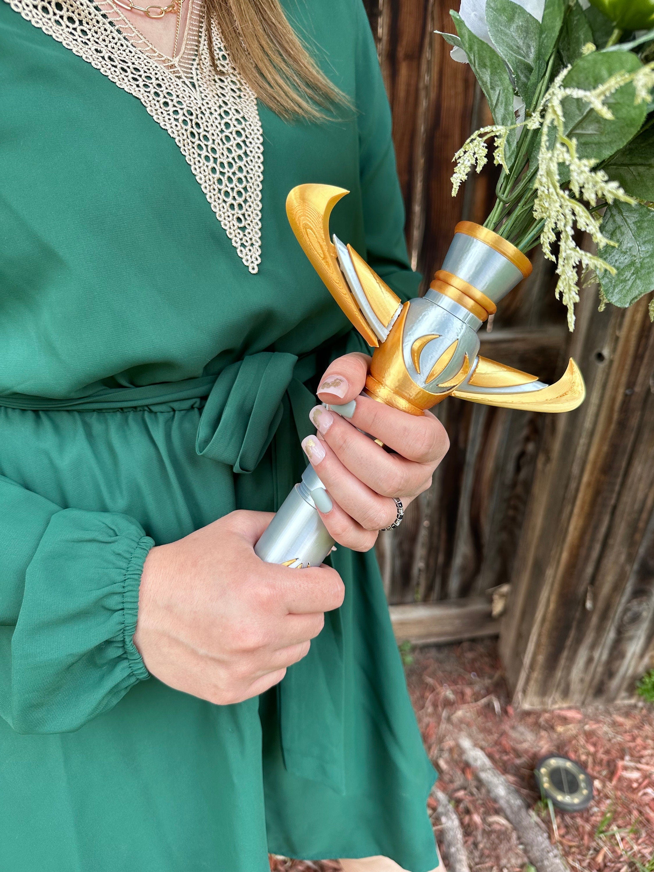 Lightsaber Bouquet Holder | Avar Kriss | High Republic | No Paint Required | 3D Printed