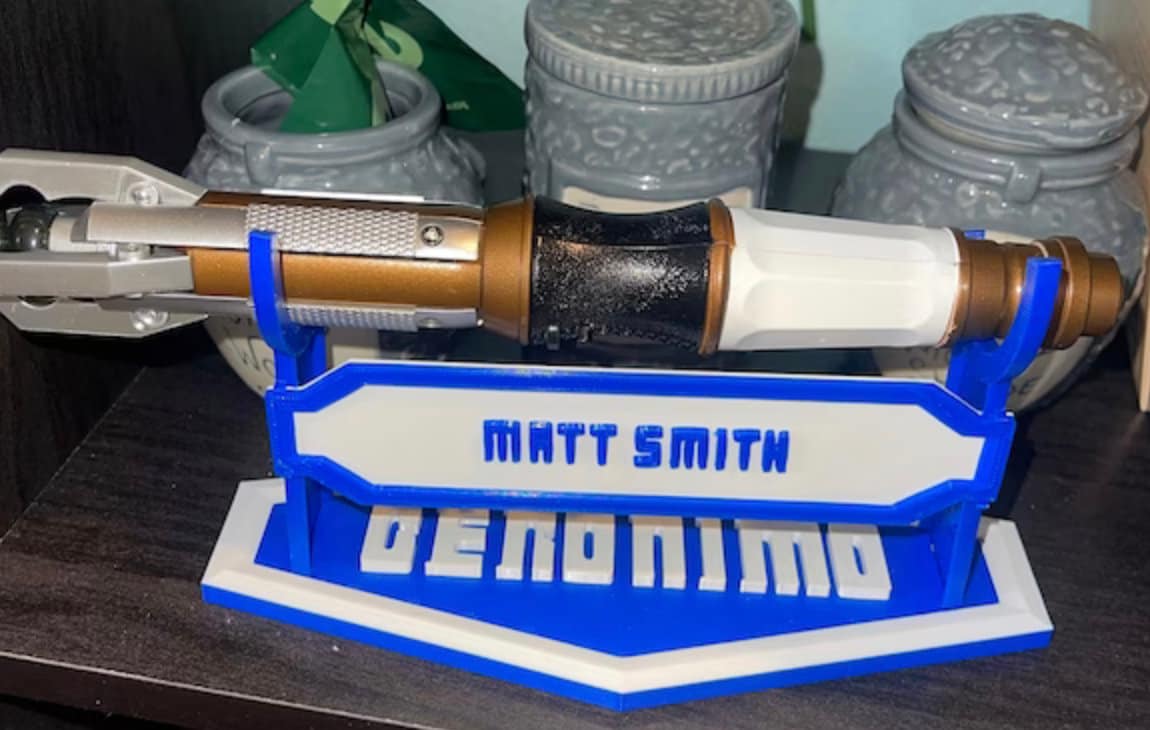 Sonic Screwdriver | Holder Display | 3D Printed | David Tennet | Matt Smith | Ncuti Gatwa | Jodie Whittaker | Peter Capaldi | Prop Display