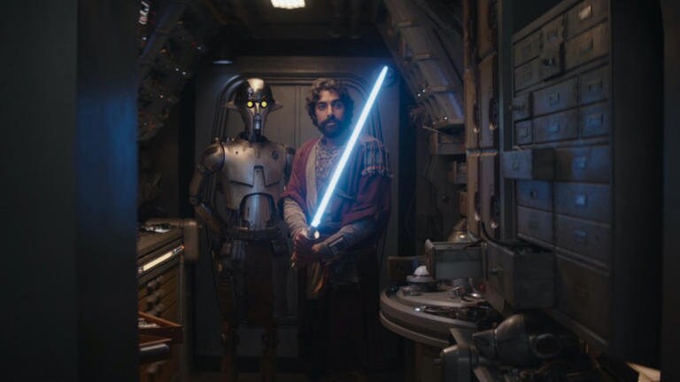 Ezra's Third Lightsaber | Working Light Up with Sound | Functional | No Paint Required | 3D Printed | Ahsoka | Lightsaber Display Mount