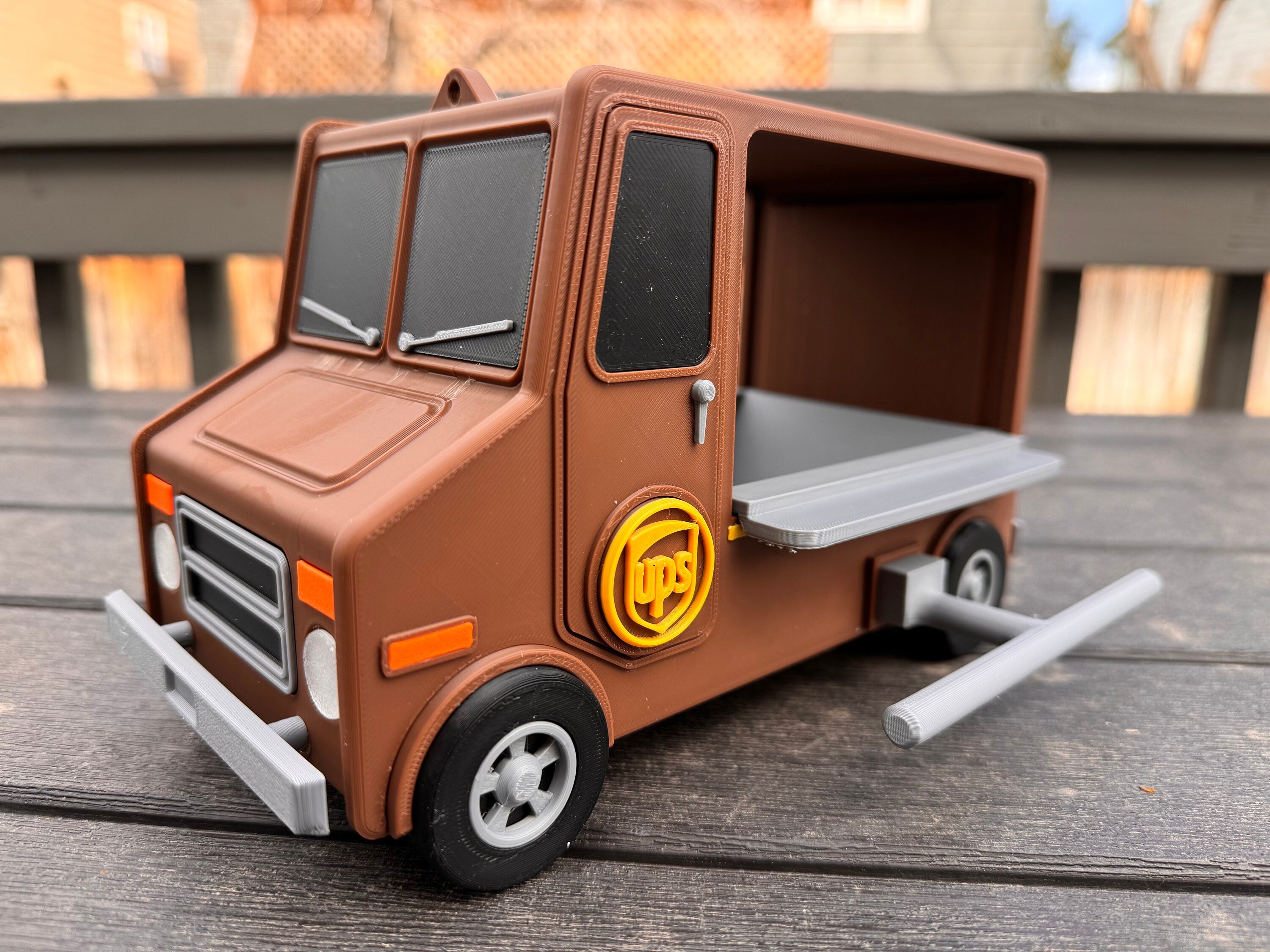 Bird Feeder | UPS Truck | 3D Printed