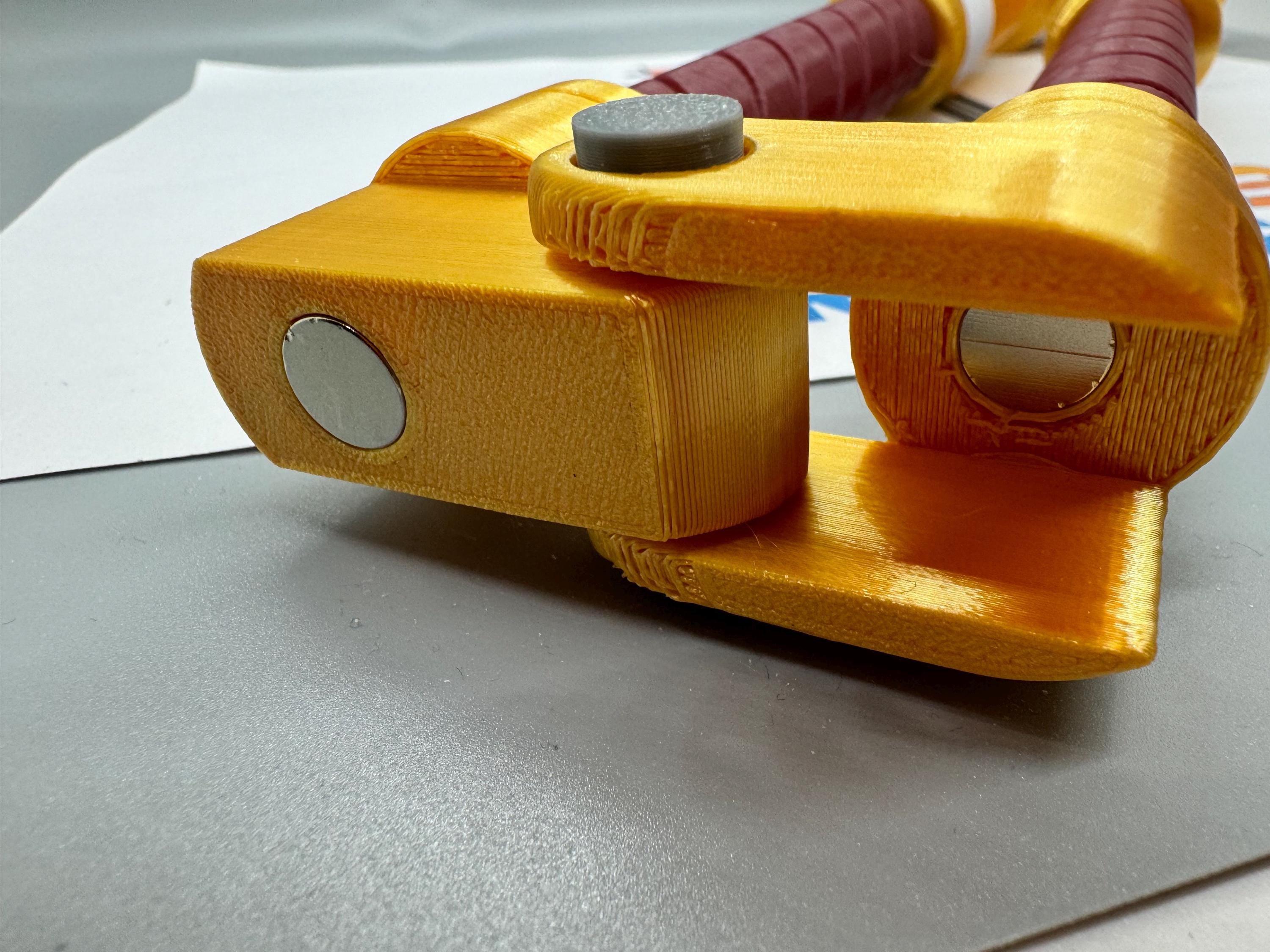 Orla Jareni Lightsaber: 3D Printed Hinged Double Blade - High Republic Prop