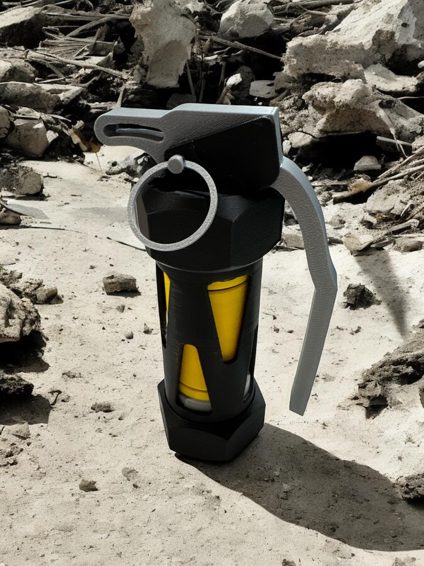 Helldivers 2 Props | Toy Video Game Replica | Not Real Working | 3D Printed | In Color | Magnetic Spoon | Non Functional | For Democracy