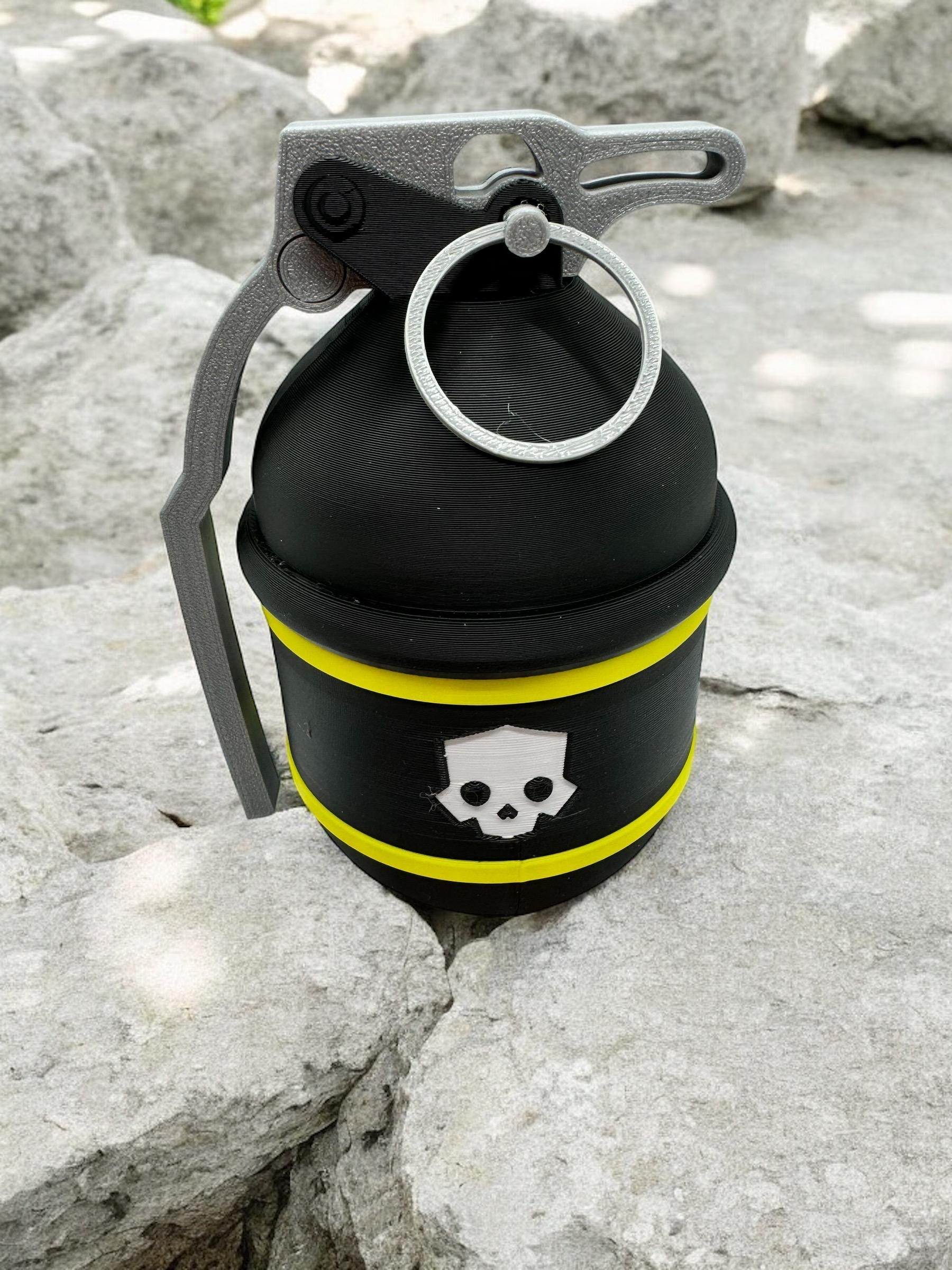 Helldivers 2 Props | Toy Video Game Replica | Not Real Working | 3D Printed | In Color | Magnetic Spoon | Non Functional | For Democracy