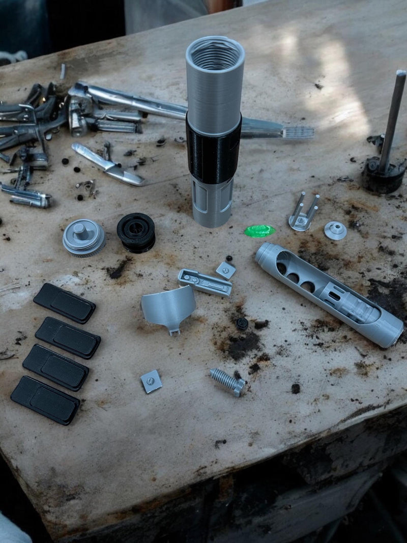 Yoda's Lightsaber | No Paint Required | 3D Printed | Galaxy's Edge | Clone Wars | Lightsaber Display Mount on Desk or Wall