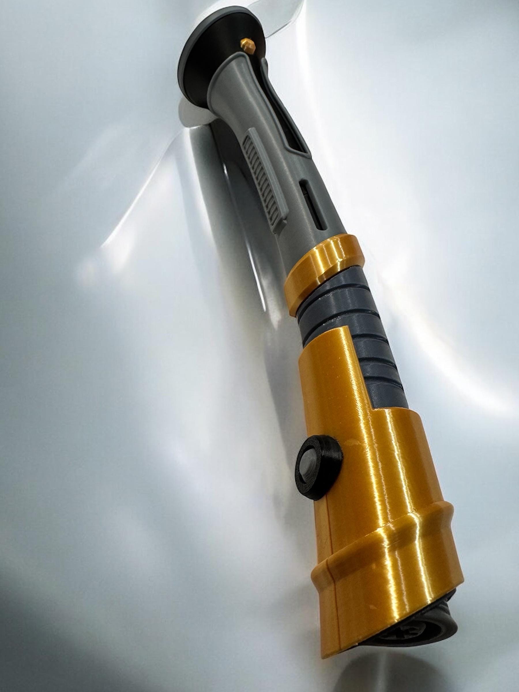 Kirak Infil'a's Lightsaber | No Paint Required | 3D Printed | Dark Forces | Clone Wars | Lightsaber Display Mount on Desk or Wall