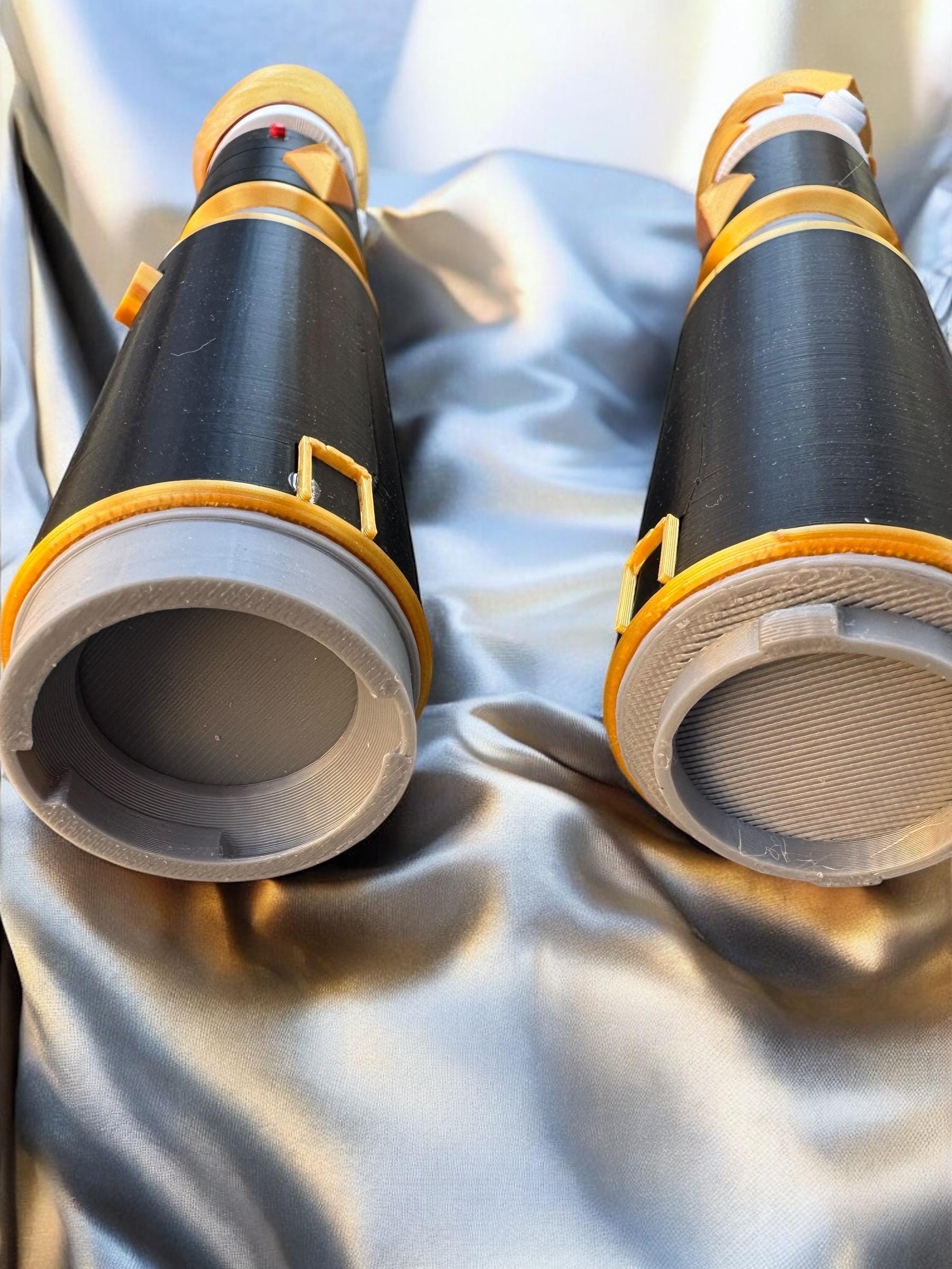 Keeve Trennis Lightsaber: 3D Printed High Republic Split Saber Display