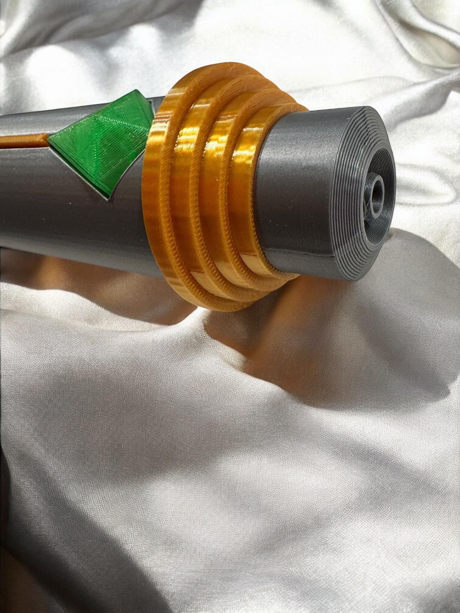 Reath Silas' Lightsaber from the High Republic | No Paint Required | 3D Printed | The Acolyte | Lightsaber Display Mount on Desk or Wall