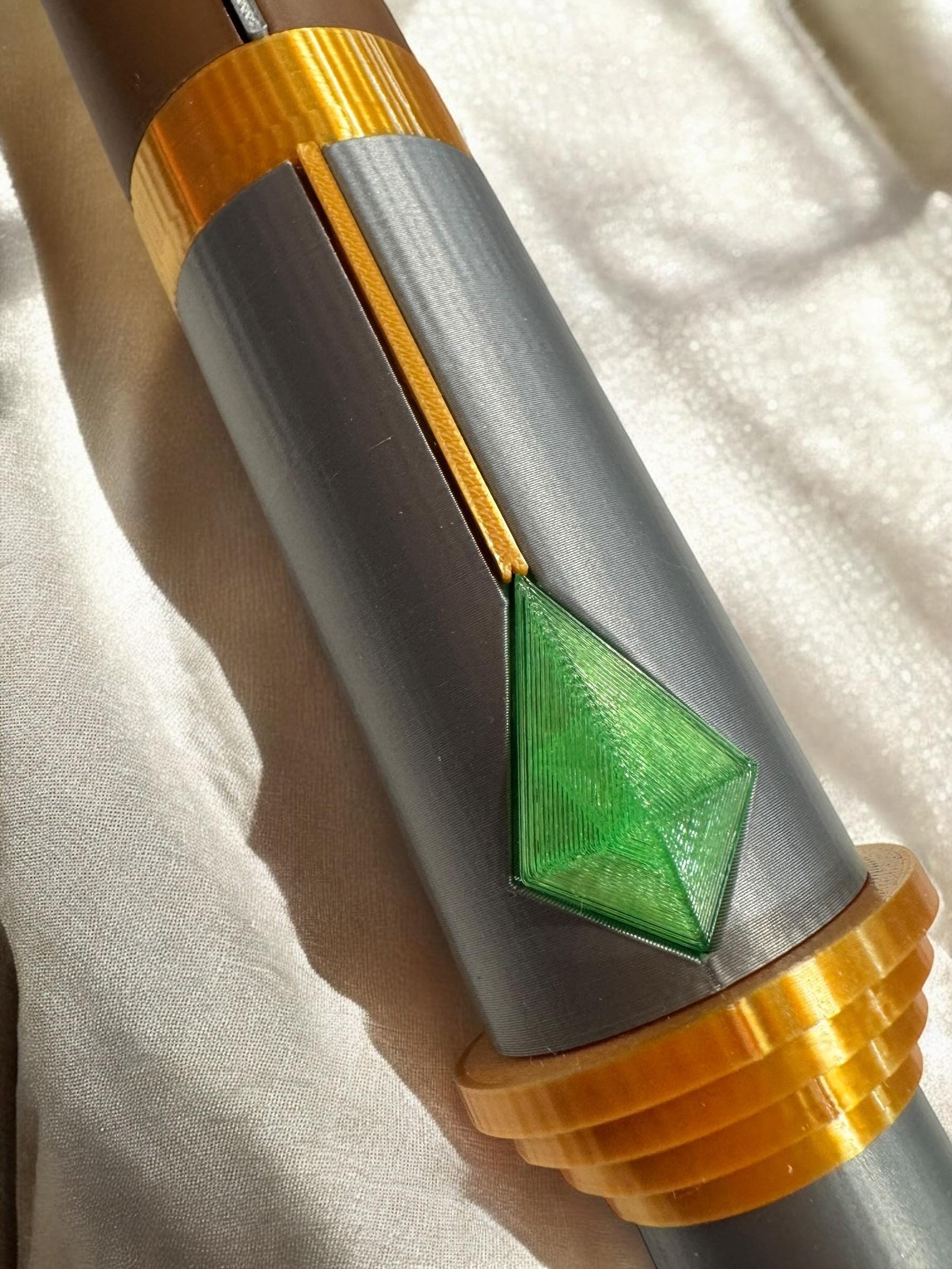 Reath Silas' Lightsaber from the High Republic | No Paint Required | 3D Printed | The Acolyte | Lightsaber Display Mount on Desk or Wall