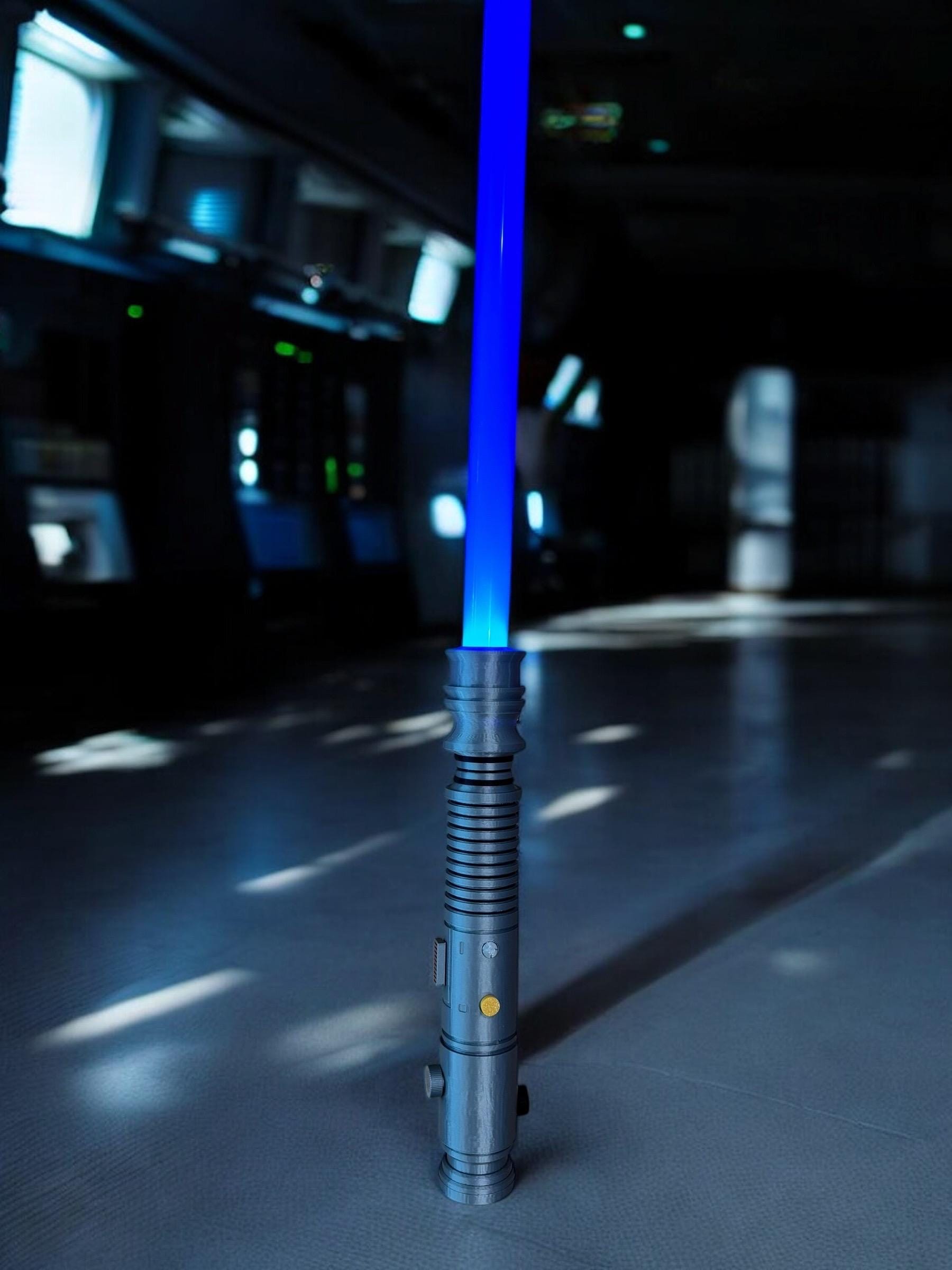 Ki-Adi Mundi Lightsaber: 3D Printed with Lights and Sound