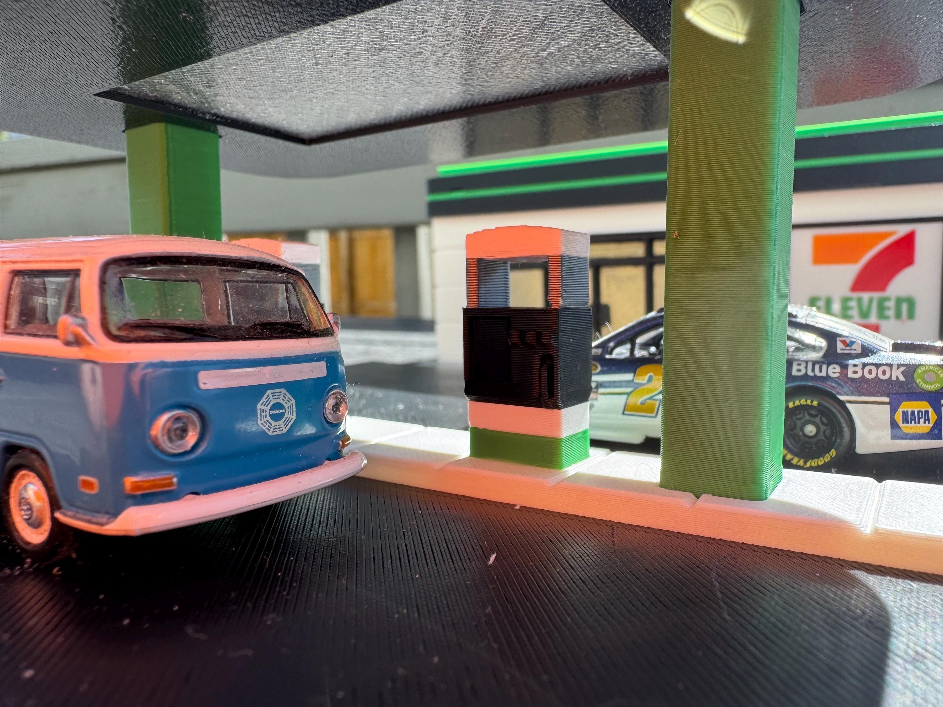 7-11 Diorama – Hot Wheels Scale – 3D Printed – Full Color Printed Display, 1:64 Scale Accessory
