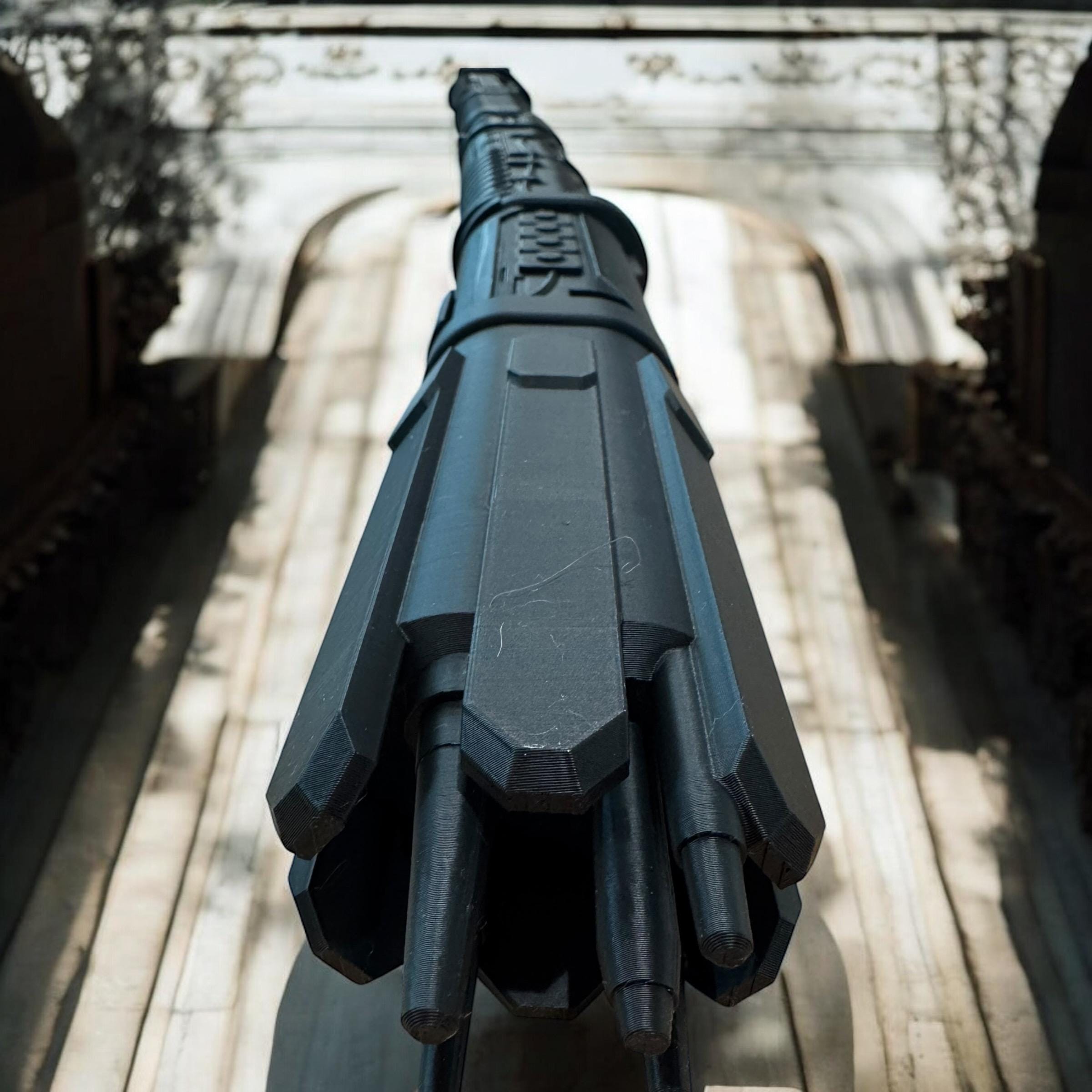 The Ronin Lightsaber | 3D Printed Light Up Sword with Sound & Scabbard