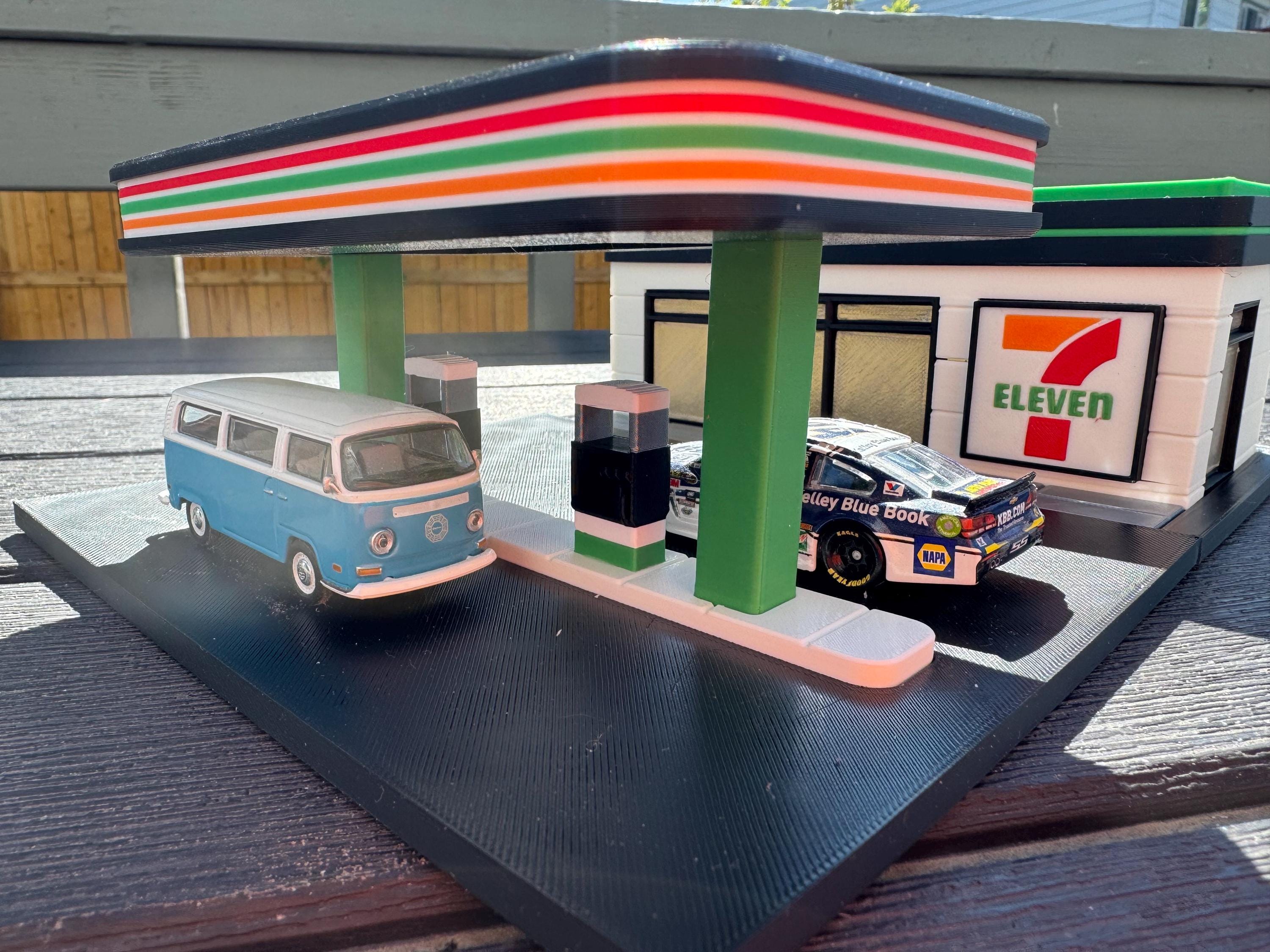 7-11 Diorama – Hot Wheels Scale – 3D Printed – Full Color Printed Display, 1:64 Scale Accessory