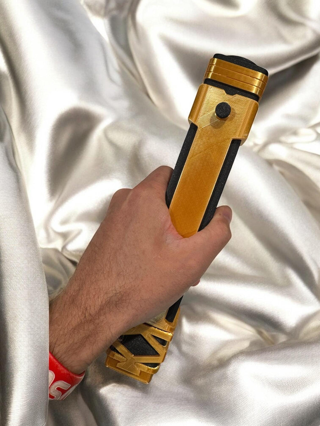 Ravna Abronsa Lightsaber: 3D Printed High Republic Display Prop