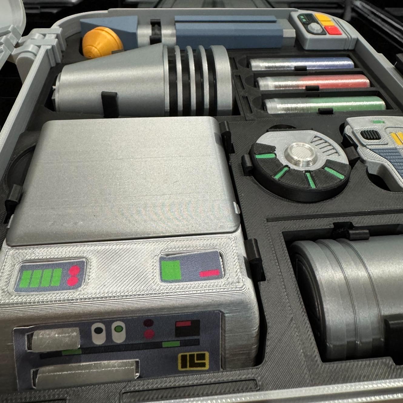 Med Kit: 3D Printed Voyager, TNG Cosplay Prop