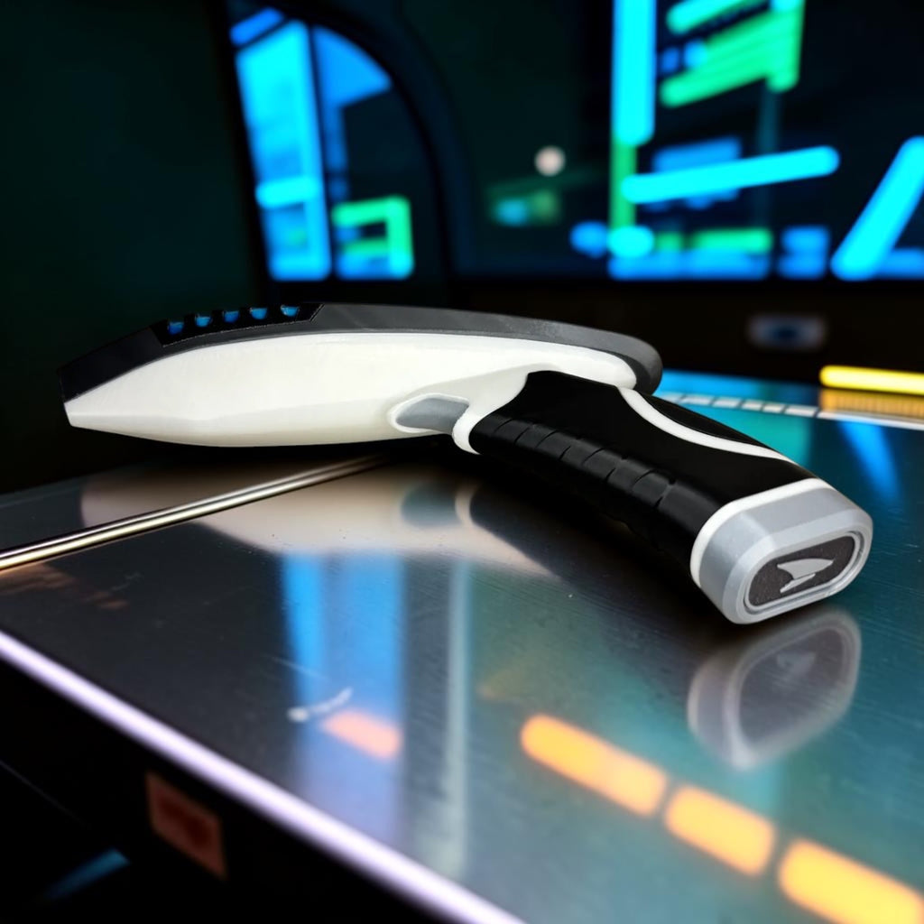 Star Trek: Discovery S3 / Starfleet Academy “Shark” Phaser – 3D Printed Display Prop